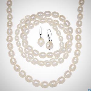 White Pearl Earring, Bracelets & Necklace Set